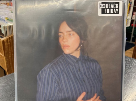 【新品】新宿ロックレコードストア限定！RSD BLACK FRIDAY2025未入荷アイテム！BILLIE EILISHによる「LIVE」10インチが入荷！