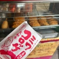 大神神社へ向かう参道で、ミワコロッケ。