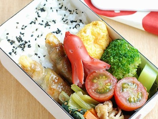 豚の大葉チーズ巻き弁当【口内炎】