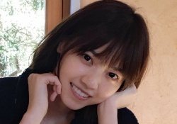 【乃木坂46】西野七瀬 「#なぁちゃんとごはん待ってるなうに使っていいよ」1stフォトブックのオフショット公開！可愛すぎるやろwww
