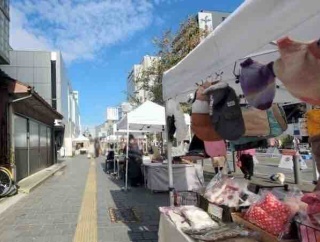 毎月最終日曜のお楽しみ！雑貨に飲食店が大集結！とやままちなかマーケット『越中大手市場』6月28開催。