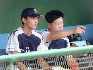 レギュラーチーム　練習試合 / 選手権大会支部予選トーナメント表
