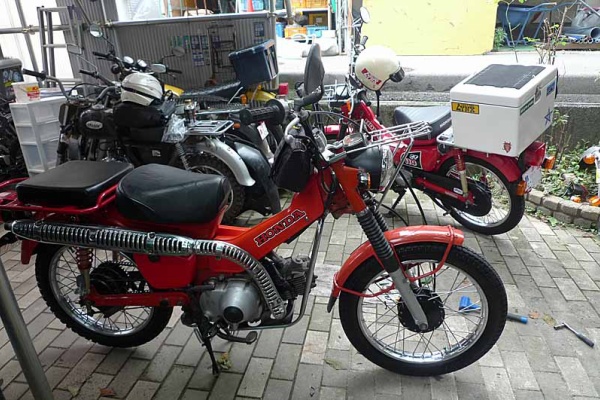 カブ系横型中華エンジン　ゾンシェン？製 b00051.jpg