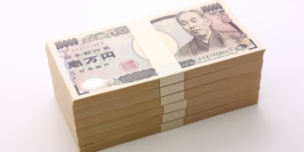 婚約者の彼と家建てる話になっているんだけど、お金は半分ずつ出そうって言われて色々悩んでる。年収も貯金も彼の方が多いのに・・・