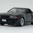 トミカ界のアイドルR32はやっぱり優遇　イニＤ仕様も登場