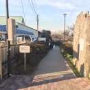 計画がストップ。　花の通学路を通過する都市道路　優先整備路線から外れる。