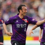 『京都サンガ 闘莉王ハットトリックで愛媛に劇的勝利!! 今後も闘莉王を前線に!? 布部監督 「以前のやり方と併用してやりたい」』の画像
