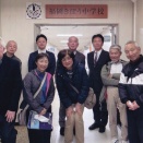 公立夜間中学(こうりつやかんちゅうがく)「福岡(ふくおか)きぼう中学(ちゅうがく)」の見学（けんがく）に行(い)ってきました。