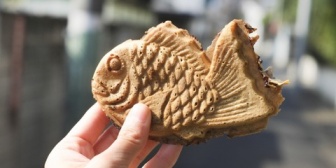 彼氏に「今度たい焼きおごって」と言ったら「いいよ」と言ってくれた。→お店に着いて「じゃあおごりで…」と言ったら突然怒り出した