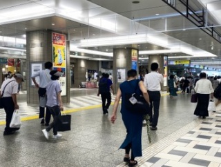 ぶつかりおじさんって実在するんか？