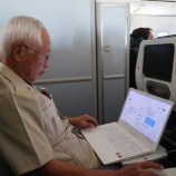 『バンコク行きの機内にて』の画像