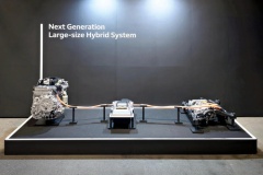 ホンダ　燃費を30%向上させた大型SUV向けハイブリッド機関　現行より90kg軽量化