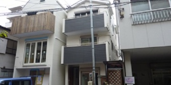 【家を建てる予定】23区内だと狭小三階建って仕方無いけど、それでも8000万円位だし、将来高く売れる保証もない…
