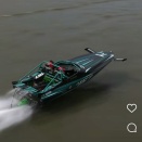 海外のボートをオマージュかな？