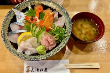 姫路名物・坊勢サバが載った海鮮丼 @ 兵庫県姫路市