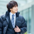 なぜ安っぽく見えてしまうのか…？ ダウンジャケット姿が垢抜けない人の意外な盲点