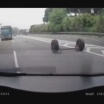 走行中にタイヤ外れた中国チェリー車…輸出に力入れる中国車の品質に警告灯