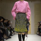 プラダ 26-27年秋冬ウィメンズコレクション - 絶えず変わりゆくアイデンティティ