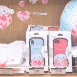 『[＝LOVE] シナモロールカフェ×イコールラブコラボグッズ、新宿店にて販売してます…【シナモン】』の画像