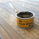 *既製品のベッドのフレームにワックスを塗布！好みのカラーにチェンジ*