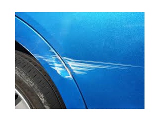 駐車場で他の車擦ったんやが