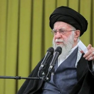 イラン最高指導者のハメネイ師死亡、現地でも報道　執務中に攻撃受け