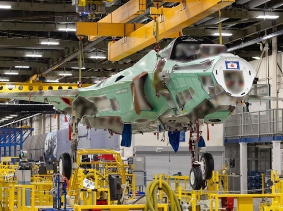 米国からの防衛装備品調達、契約から5年後も1兆円分が未納…会計検査院！