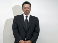 【悲報】父親のキャリアも信用も破壊し無職の犯罪おぢに仕立て上げた阿部長女､セレブから転落し人生終了へ