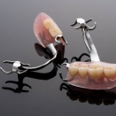 還暦前にして部分入れ歯を入れる