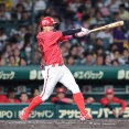 菊池涼介が２年ぶりシーズン１００安打！通算２０００安打まで１１１本