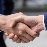 『【速報】アメリカ住宅市場に異変？半数が『購入をやめた』』の画像