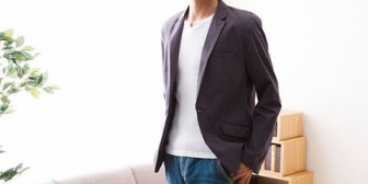 スーツ姿が格好良い上司が私服で職場に来た。カジュアルで格好良い…と思ったんだけど、下がジーンズって…