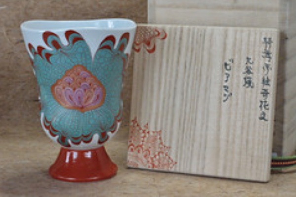 【宝蔵】極上繊細絵付 九谷焼 河端理恵子『紫茶絵華文輪花汲出』 細描煎茶碗 カップ 無傷共箱 本物保証 福島武山に師事 1円初出し美術 多分世界で最初のとんかつ評論家 元木一朗のブログ - 河端理恵子