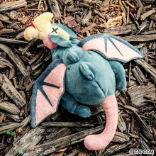 【新刊情報】モンスターハンターワイルズ ゲリョスぬいぐるみポーチBOOK