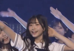 僕が見たかった青空さん、ライブで披露した『ガールズルール』が良すぎる