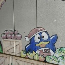 お散歩はドン・キホーテまでヤクルトを買いに