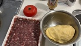 ハンバーガーの中にハンバーガー？！世界中で大バズりの「インサイドバーガー」作るで（※画像あり）