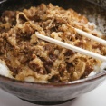 YouTuberさん「７ｋｇの牛丼、飲んでみた」
