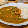 「ジャン・カレー末広町店（秋葉原）」でエビ・イカ・ベビーホタテの「シーフードカレー」
