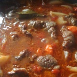 『ビーフシチューはパンとパイで』の画像