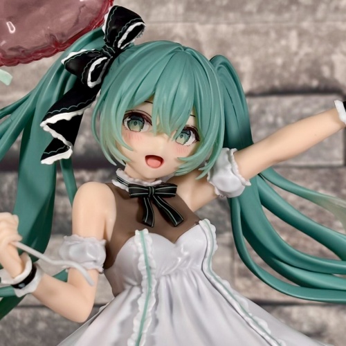 【フィギュアレビュー】初音ミク Birthday2025 AMP＋ フィギュア～Party ver.～