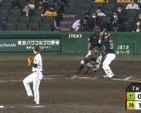 【阪神】7回表　岩崎優、廣岡に同点ソロホームランあびる・・・。