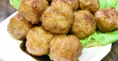 酸味をきかせて♪揚げハンバーグのさっぱり和え