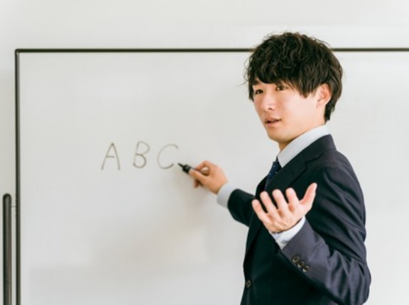 「お酒を飲むと英語がペラペラに」は本当だった