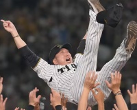 阪神ファン『接戦での優勝ってやっぱ独走より気持ちええ』