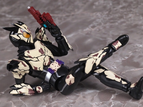 S.H.フィギュアーツ 仮面ライダーベイク ブレイクッキーフォーム レビュー