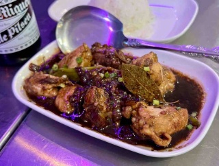 賑やかなボラカイの夜 アドボの夕食とビーチ散歩、そしてマンゴー事件 - 2026.01 ボラカイ島一人旅 ep7