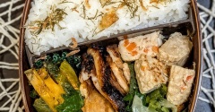 明け方寒くてびっくりの今日は～夫の弁当728