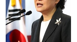 朴大統領の親戚、詐欺容疑で拘束…韓国