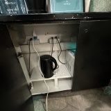 海外宿で充電コードが消えた末に。